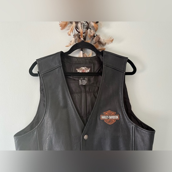 Harley Davidson Motorcycle Size Vest Large Black Genuine Leather Snap Front - Picture 2 of 15